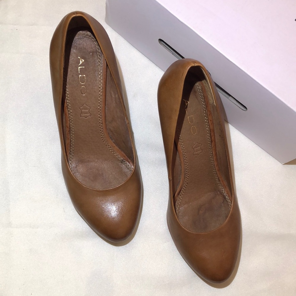Aldo Wedges